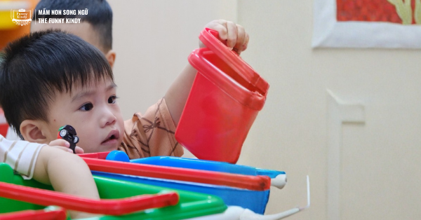 cach-vuot-qua-khung-hoang-tuoi-len-1-cua-tre