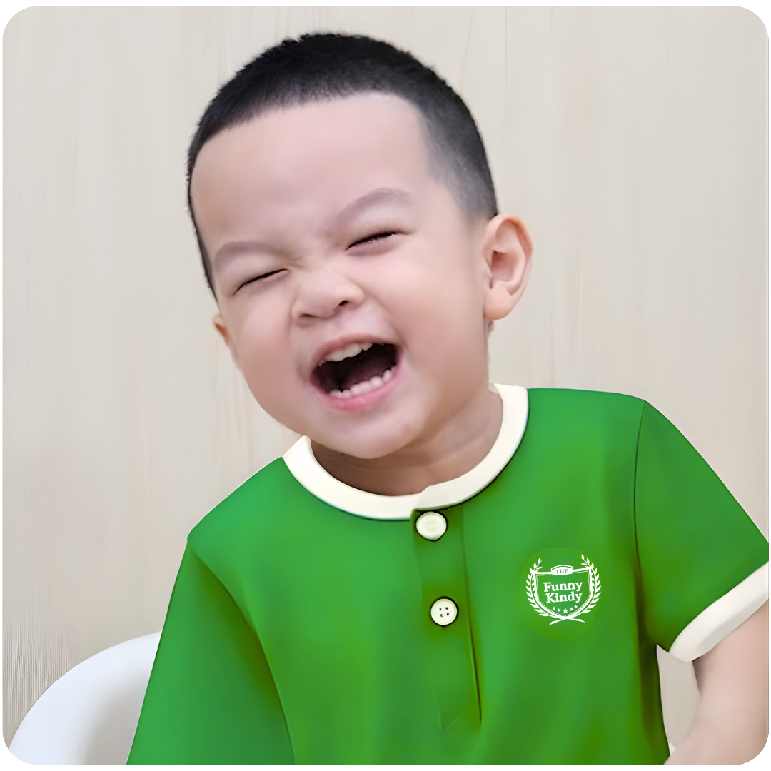 Con được yêu thương và hình thành cảm xúc tích cực đầu đời