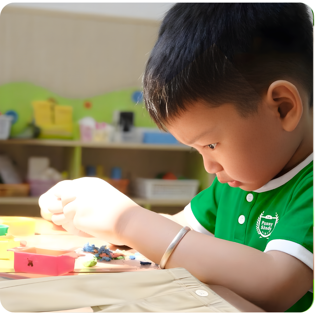 Con hình thành tư duy khám phá, biết quan sát, đặt câu hỏi và đưa ra nhận xét